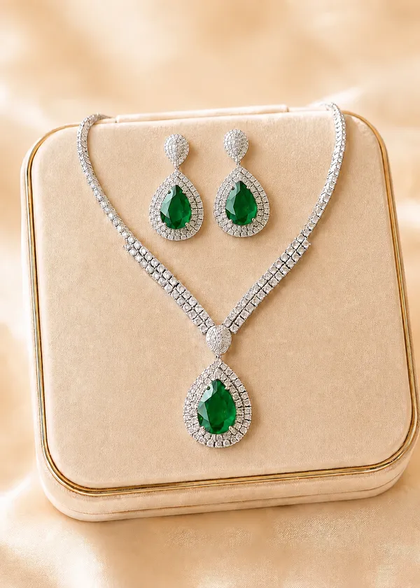 Luxury_Emerald_Royale_Grandeur_Set