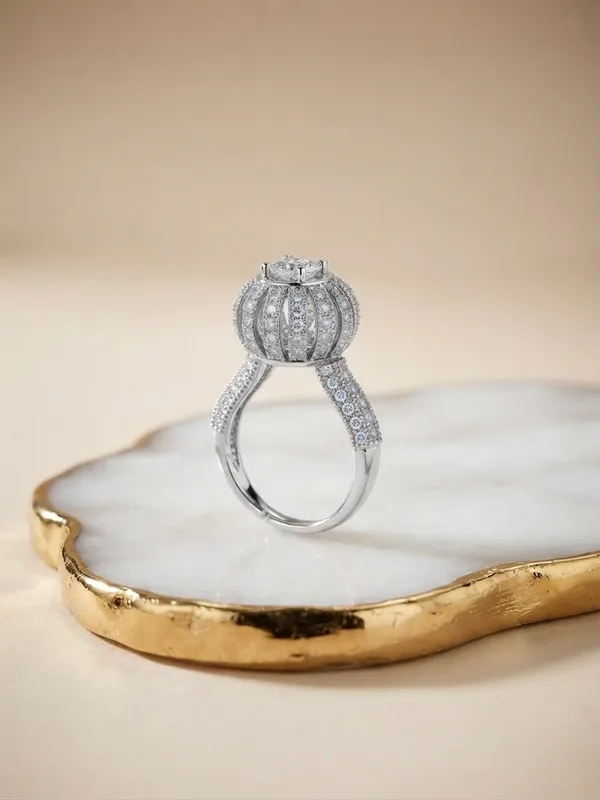 Melissa_Solitaire_Halo_Silver_Statement_Ring