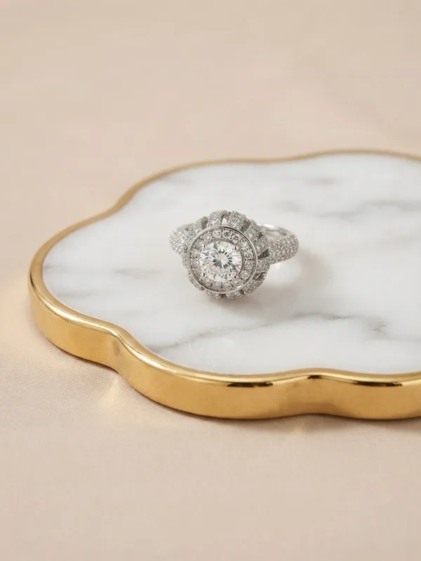 Melissa_Solitaire_Halo_Silver_Statement_Ring