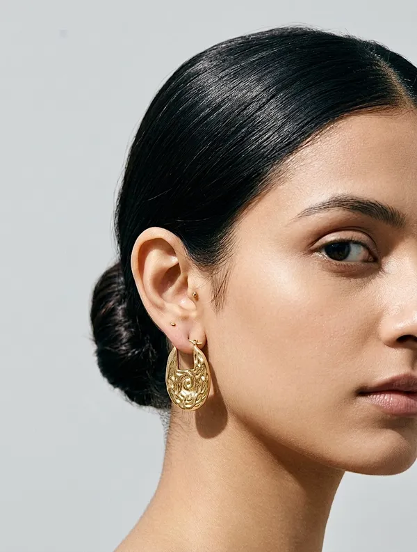 18kt_Gold_Plated_Hammered_Everyday_Luxe_Hoop_Earrings