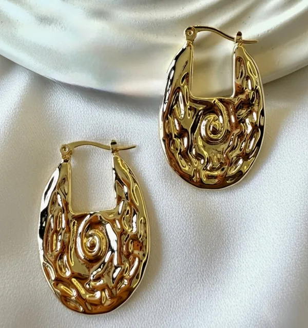 18kt_Gold_Plated_Hammered_Everyday_Luxe_Hoop_Earrings
