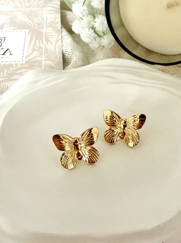 Vera_Butterfly_Stud_Earrings