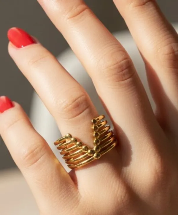 Victoria_Elite_Adjustable_Ring