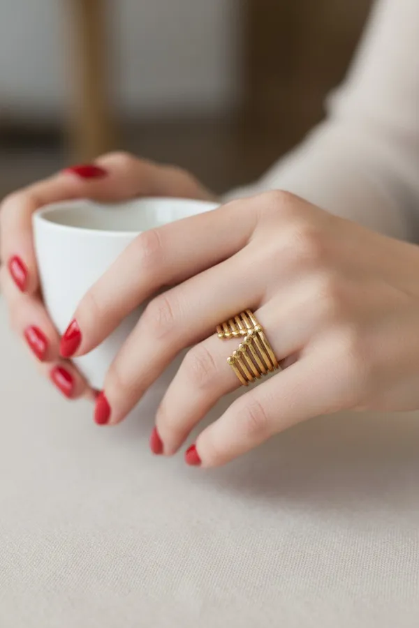Victoria_Elite_Adjustable_Ring