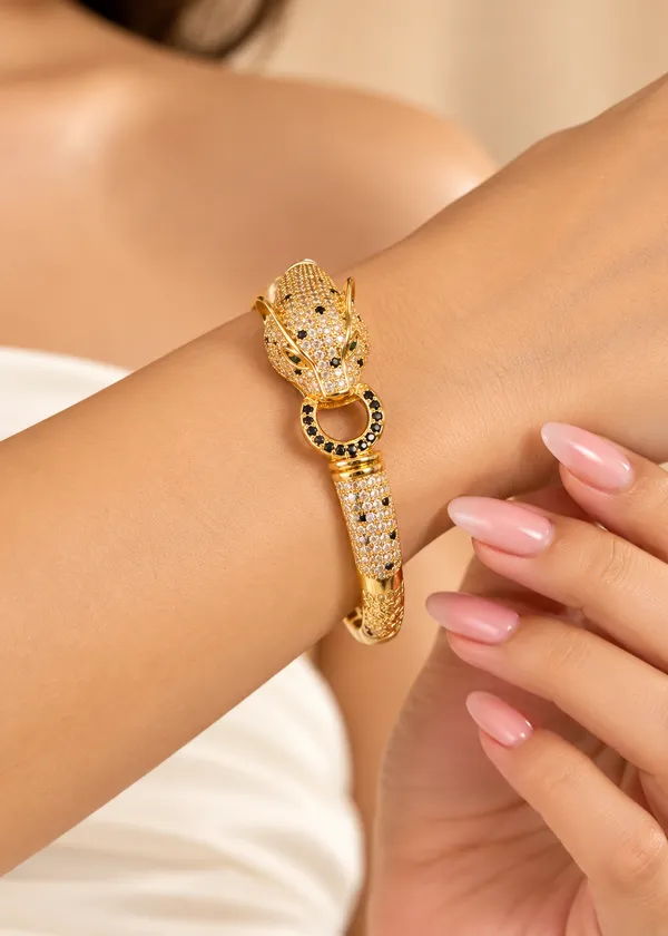 Cleopatra_Gold_Emerald_Panther_Bracelet