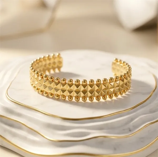 Estelle_18k_Gold_Plated_Cuff_Bracelet