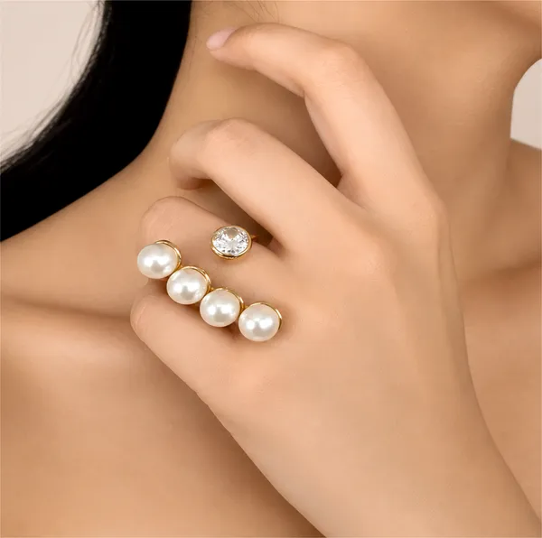 Pearls_Elegance_Open_Gold_Ring