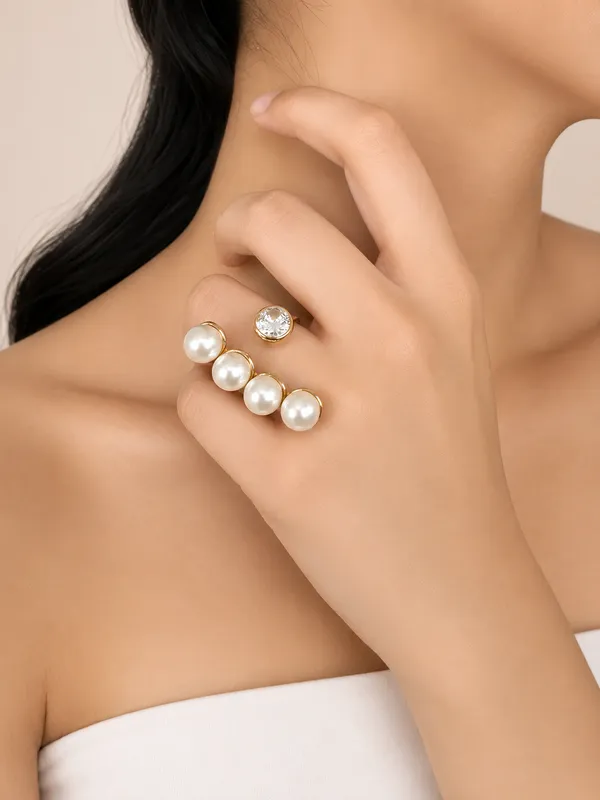 Pearls_Elegance_Open_Gold_Ring