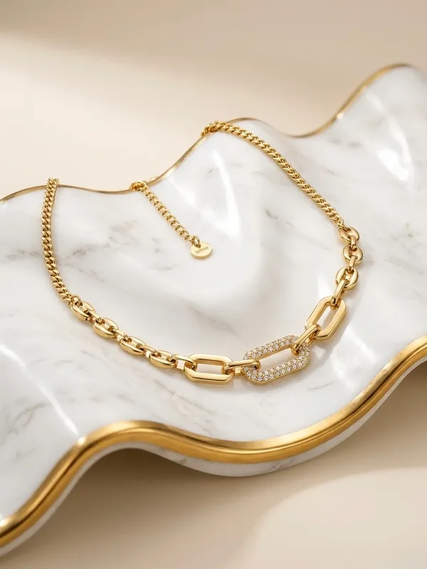 Charlotte_Luxe_Zircon_Chain_Links_Necklace