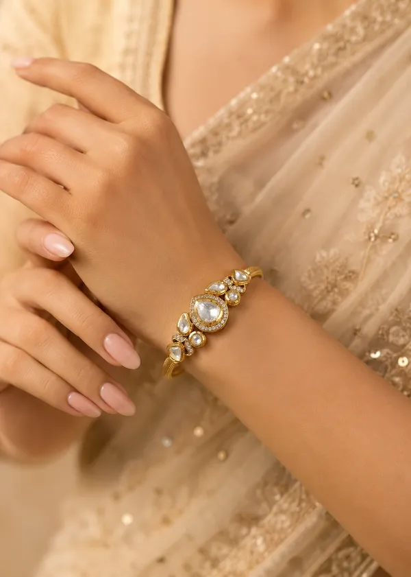 Royale_Moissanite_Polki_Kundan_Front_Opening_Bangle_Bracelet