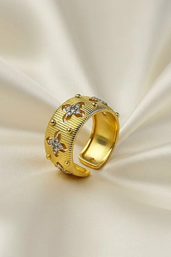 Eliza_Zircon_Elegance_Ring