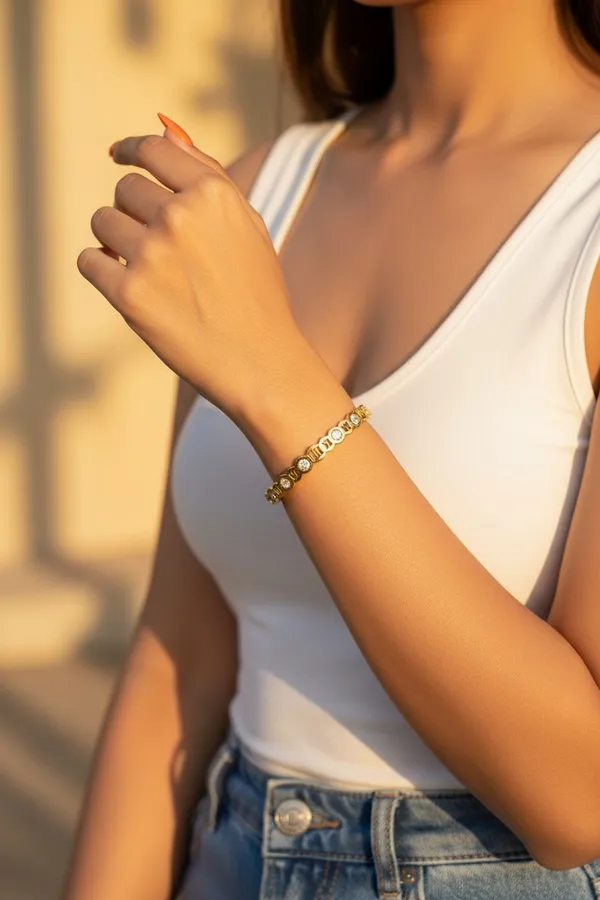 Sabrina_Zircon_Bangle_Bracelet