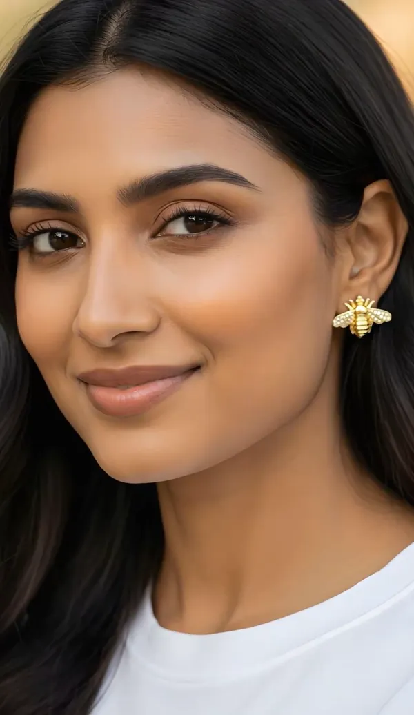 Gold_Plated_Zircon_Bee_Stud_Earrings