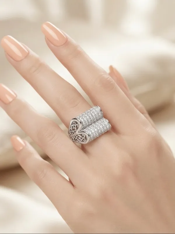 Victoria_CZ_Diamonds_Silver_Heart_Adjustable_Cocktail_Ring
