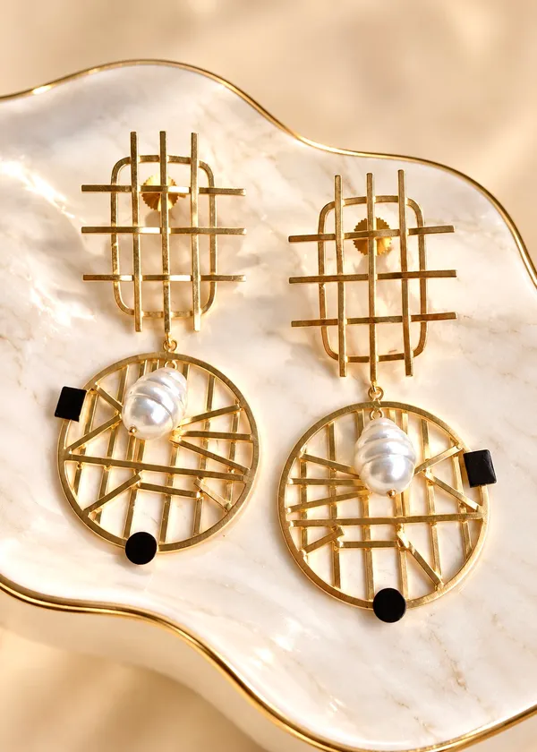 Vienna_Abstract_Pearl_Drop_Earrings