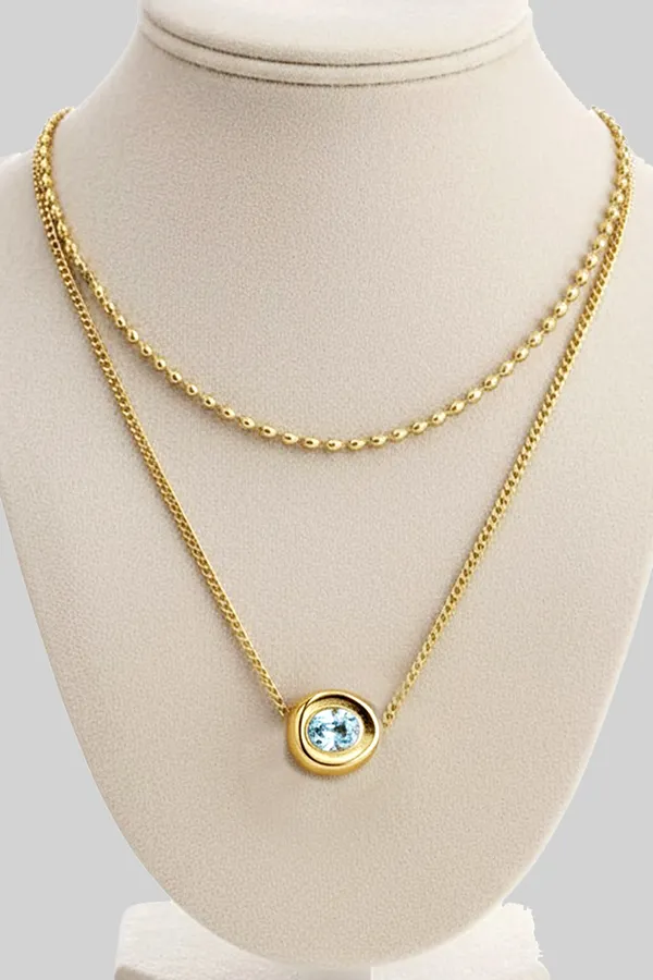 Timeless_Solitaire_Gold_Plated_Elegance_Necklace