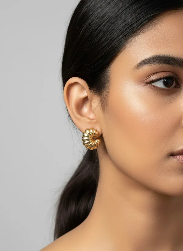 Ridged_Crescent_18kt_Gold_Plated_Earrings