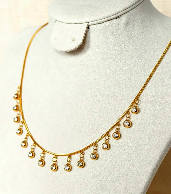 Zircon_Dazzles_18_kt_Gold_Plated_Luxe_Necklace
