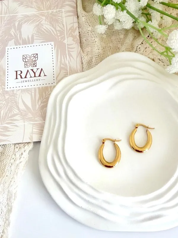 Sienna_Everyday_Waterproof_Hoop_Earrings
