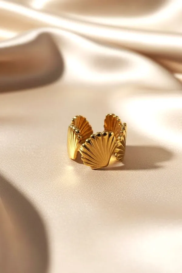Ella_Seashells_Adjustable_Ring