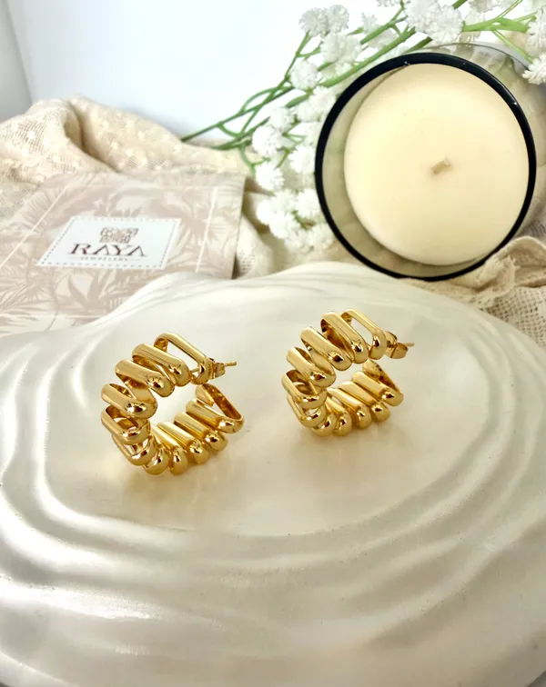 Isabella_Curly_Cord_Hoop_Earrings