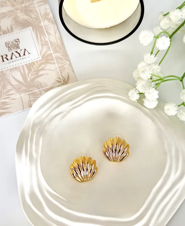 18kt_Gold_Plated_Seashells_Stud_Earrings