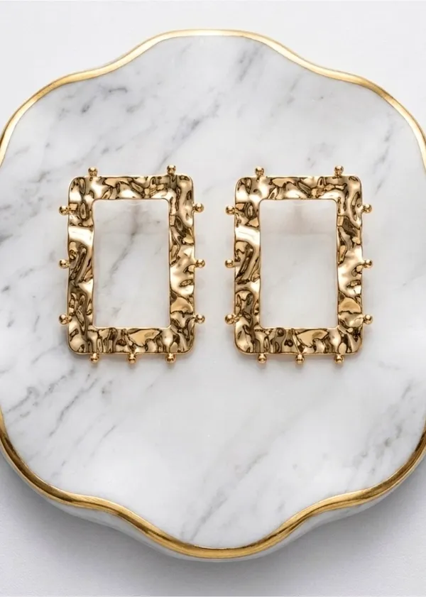 Hammered_Rectangle_Statement_Stud_Earrings