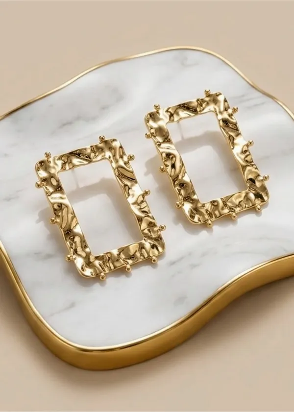 Hammered_Rectangle_Statement_Stud_Earrings
