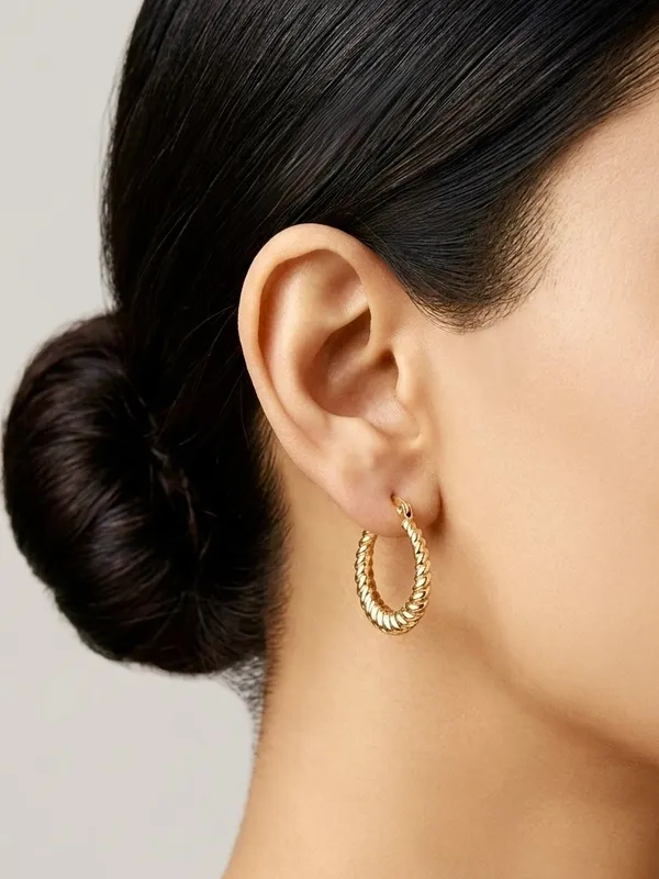 Scarlett_Everyday_Waterproof_Hoop_Earrings