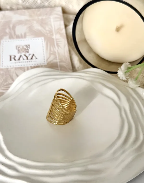 Sabrina_Statement_Gold_Ring