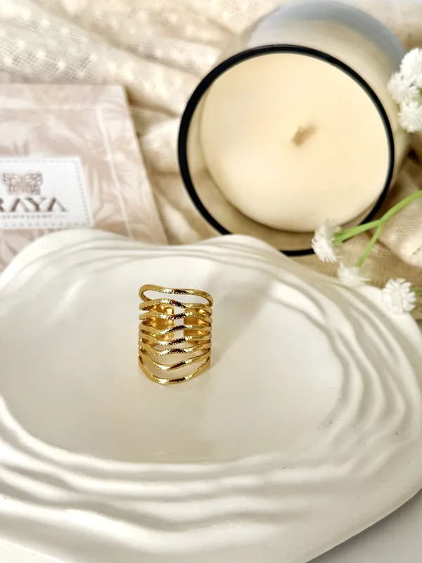 Sabrina_Statement_Gold_Ring