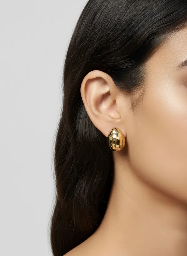 Gold_Textured_Leaf_Stud_Earrings