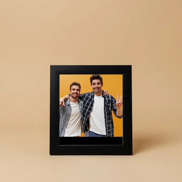 Fibre_Photo_Frame_-_4X4_Inches_With_Black_Border