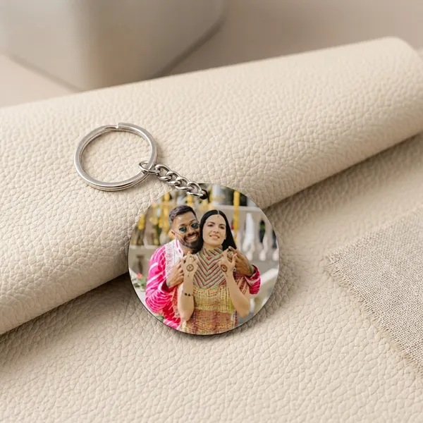 Personalized_Photo_Keychain_-_Round_Metal_Keyring_(38X38Mm)