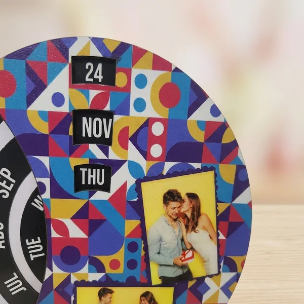 Personalized_Rotating_Perpetual_Calendar_With_2_Photo_Slots_-_8_Inches
