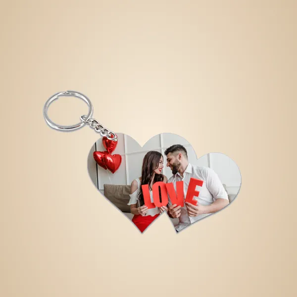 Personalized_Heart-Shaped_Photo_Keychain_With_Love_Design