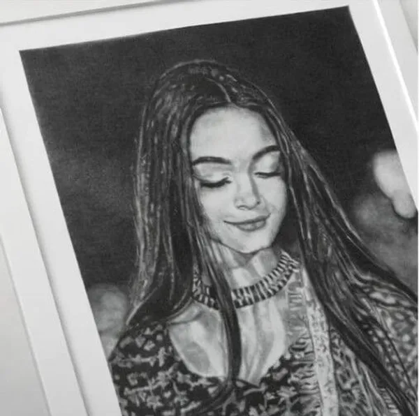 Black_And_White_Paper_Painting