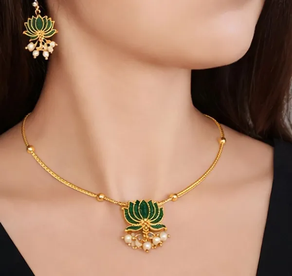 Green_Copper_Or_Alloy_Jewellery_Set