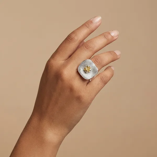 Gold_And_White_Elegant_Cushion_Shaped_Crystal_Statement_Ring_For_Women