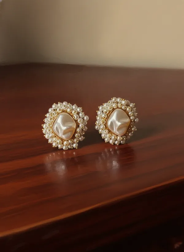 White_And_Gold_Elegant_Pearl_Studded_Stud_Earrings_With_Mother_Of_Center_For_Women