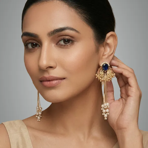 Antique_Gold_Elegant_Peacock_Earrings_With_Pearl_Drops_For_Women