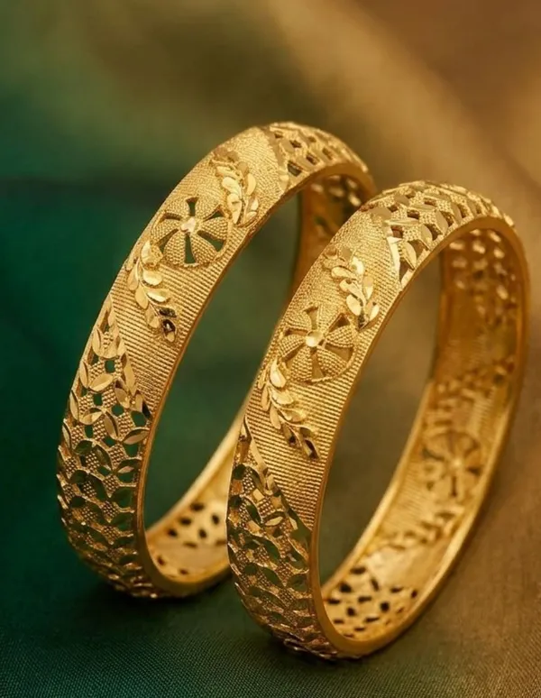 Gold_Royal_Petal_Bangles_For_Women