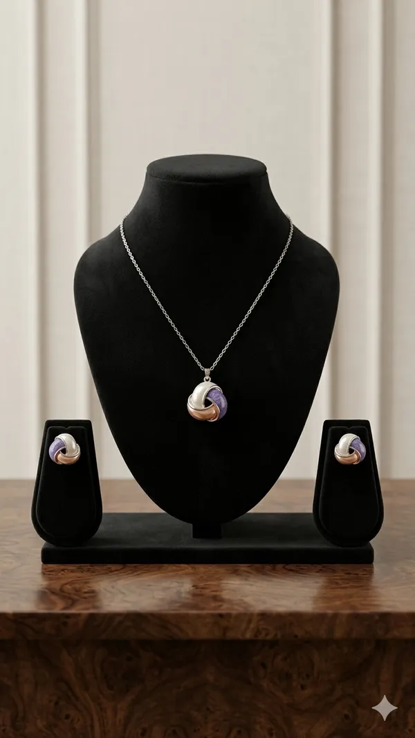 The_Unity_Pendant