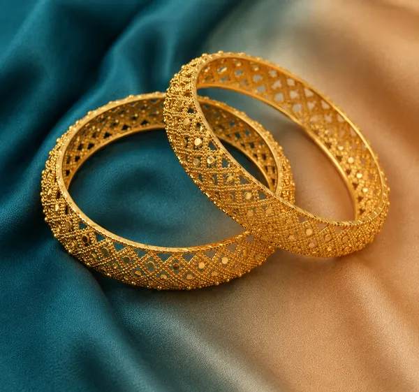 Gold_Zari_Jaal_Bangles_For_Women