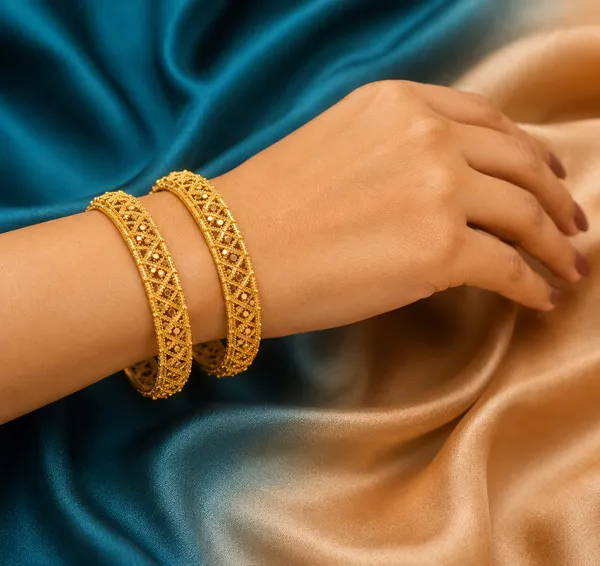 Gold_Zari_Jaal_Bangles_For_Women