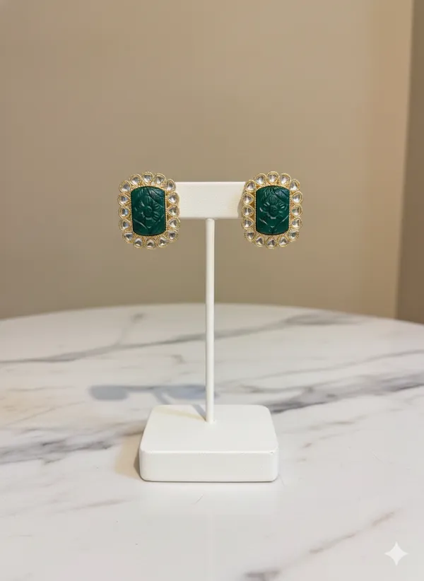 Green_And_Gold_Elegant_Stone_Earrings_With_Pearl_Border_For_Women