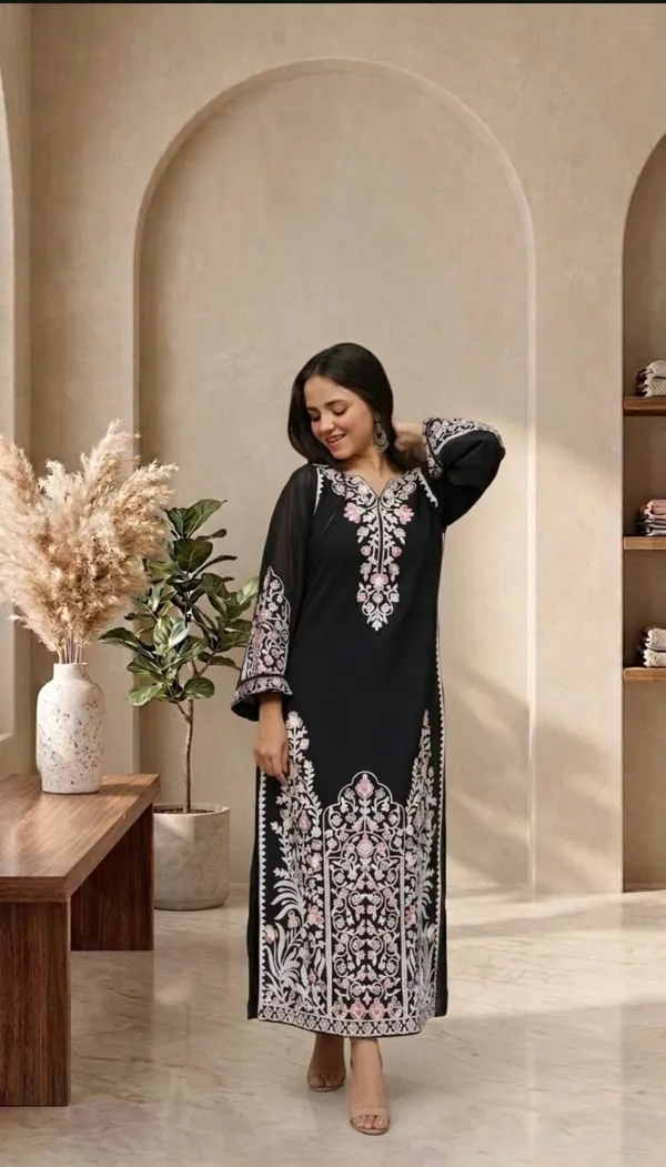 Black_Floral_Embroidered_3_Piece_Kurta_Set_for_Women_|_Pakistani_Style_Black_Embroidered_Kurta_Pant_Dupatta_Set