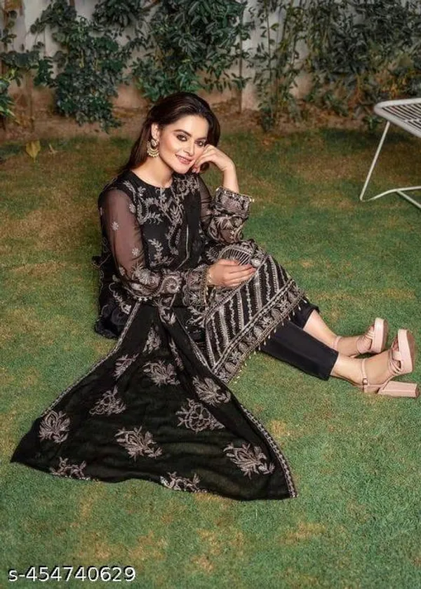Black_Georgette_With_Chikankari_Embroidery_Kurta_Set_For_Women