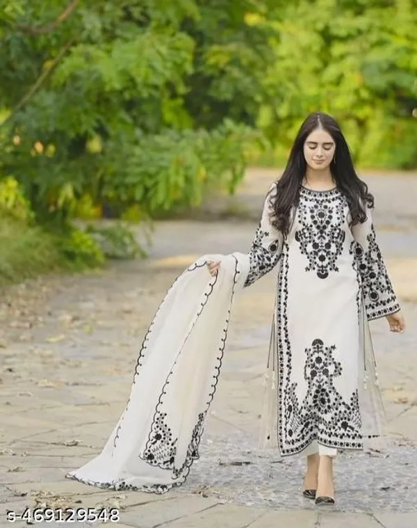 White_Georgette_With_Embroidery_(Printed)_Kurti_Set_For_Women