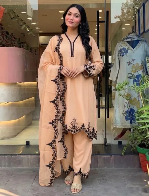 ZARIYAAN'S_LIGTH_PEACH_Suit_Set